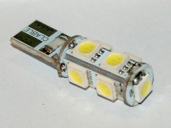 Безцокольная LED лампа белого света с резистором для БК, 9 LED, LW-00015BL
