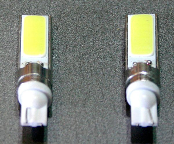 Комплект габаритных огней, светодиодные лампы белого света, DC 12V, ULМ-3