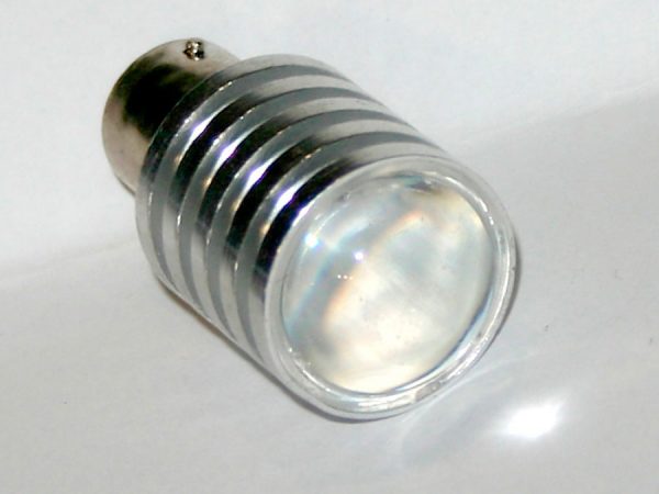 Светодиодная лампа белого света (монокристалл), DC 12V, LW-1156/M-L-R